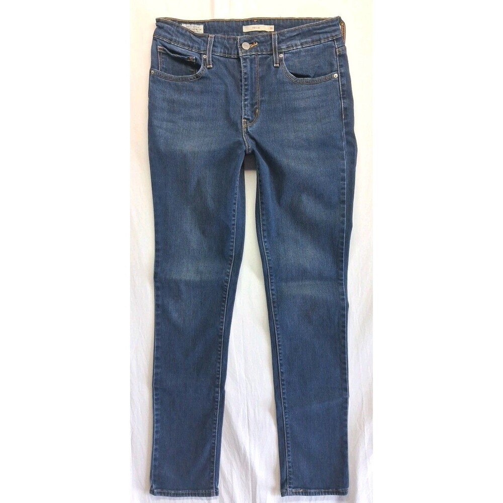 Levis 712 Slim Denim Women Size 30 x 31 Blue Slim Fit Denim 5-Pocket Mom Jeans